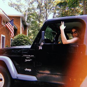 Meet your Posher, Kelly